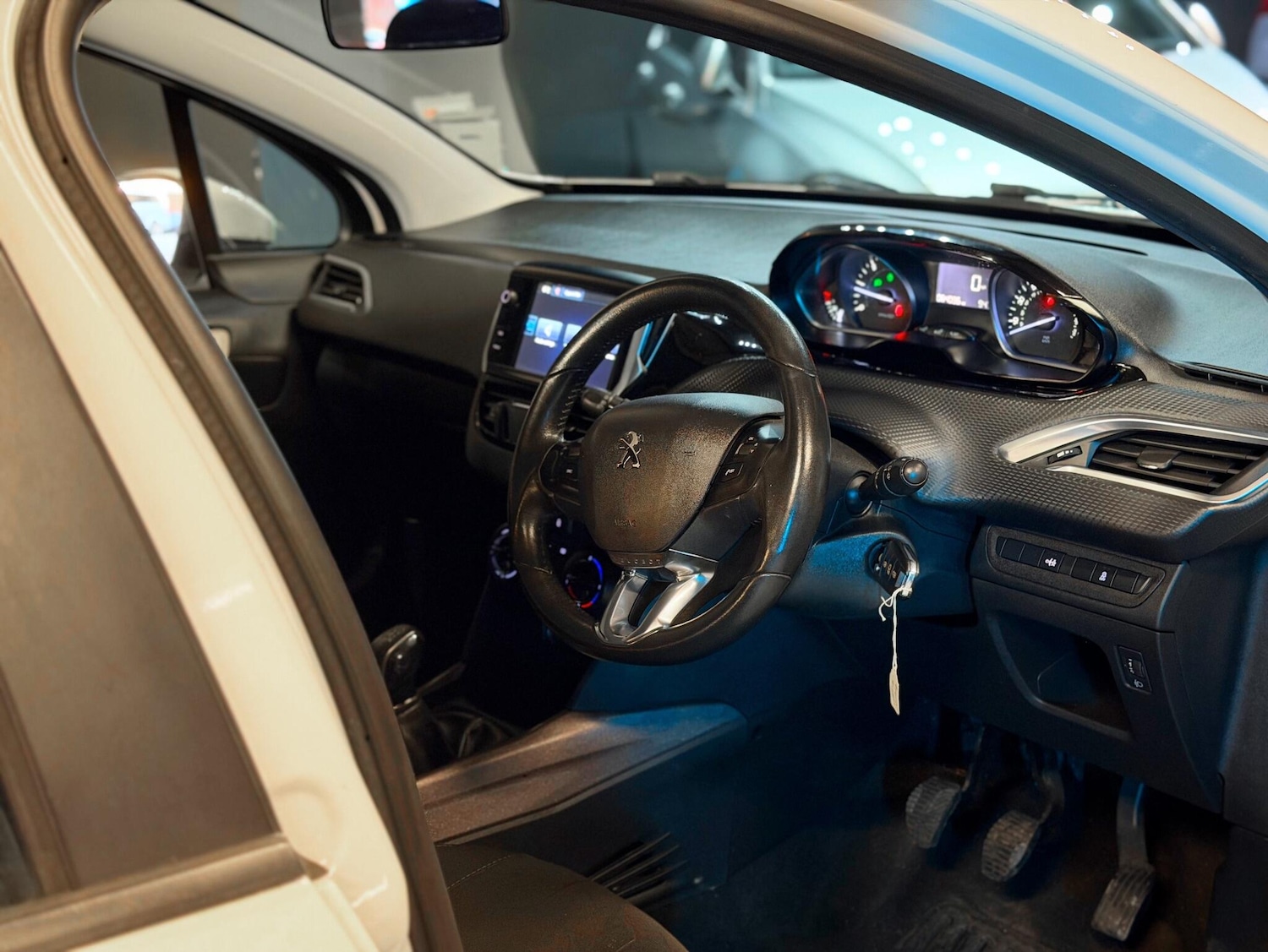 Used Peugeot 2008 2016 for sale - 77052455: Photo 21