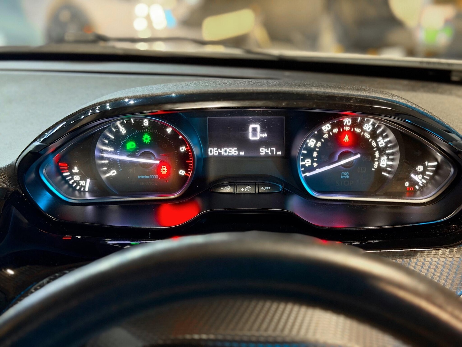 Used Peugeot 2008 2016 for sale - 77052455: Photo 32