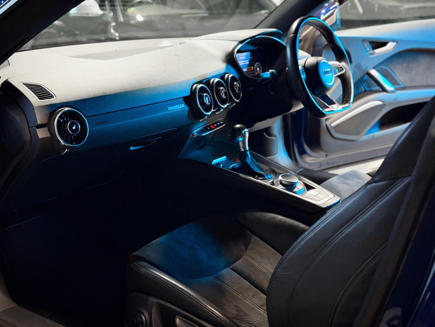 Used Audi TT 2015 for sale - 77052497: Photo 3