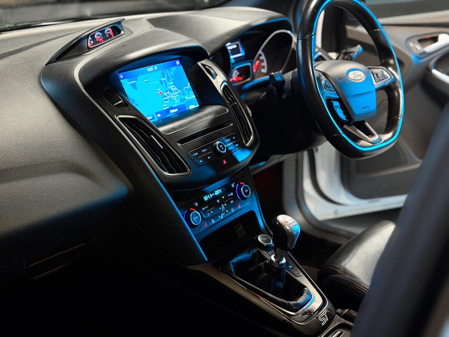 Used Ford Focus 2016 for sale - 77400693: Photo 3