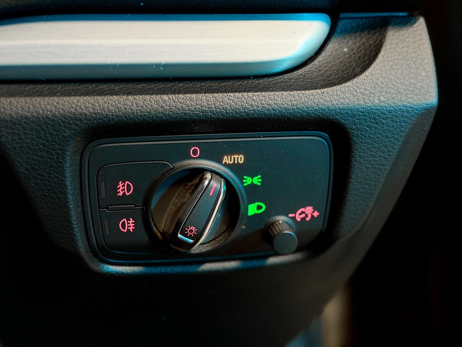 Used Audi A3 2015 for sale - 76380715: Photo 25