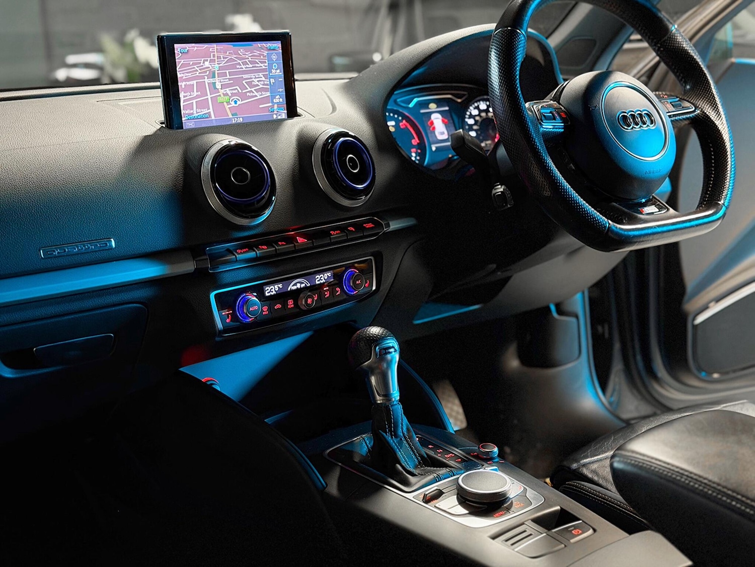 Used Audi A3 2015 for sale - 76380715: Photo 3