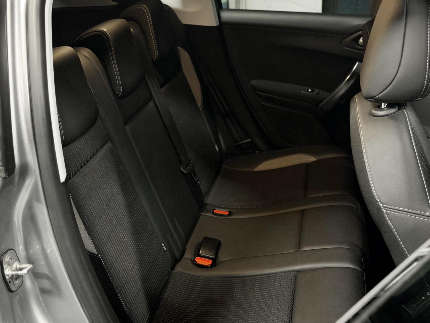 Used Peugeot 2008 for sale - 77808356: Photo 26