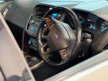 Used Ford Focus 2015 for sale - 74877342: Photo