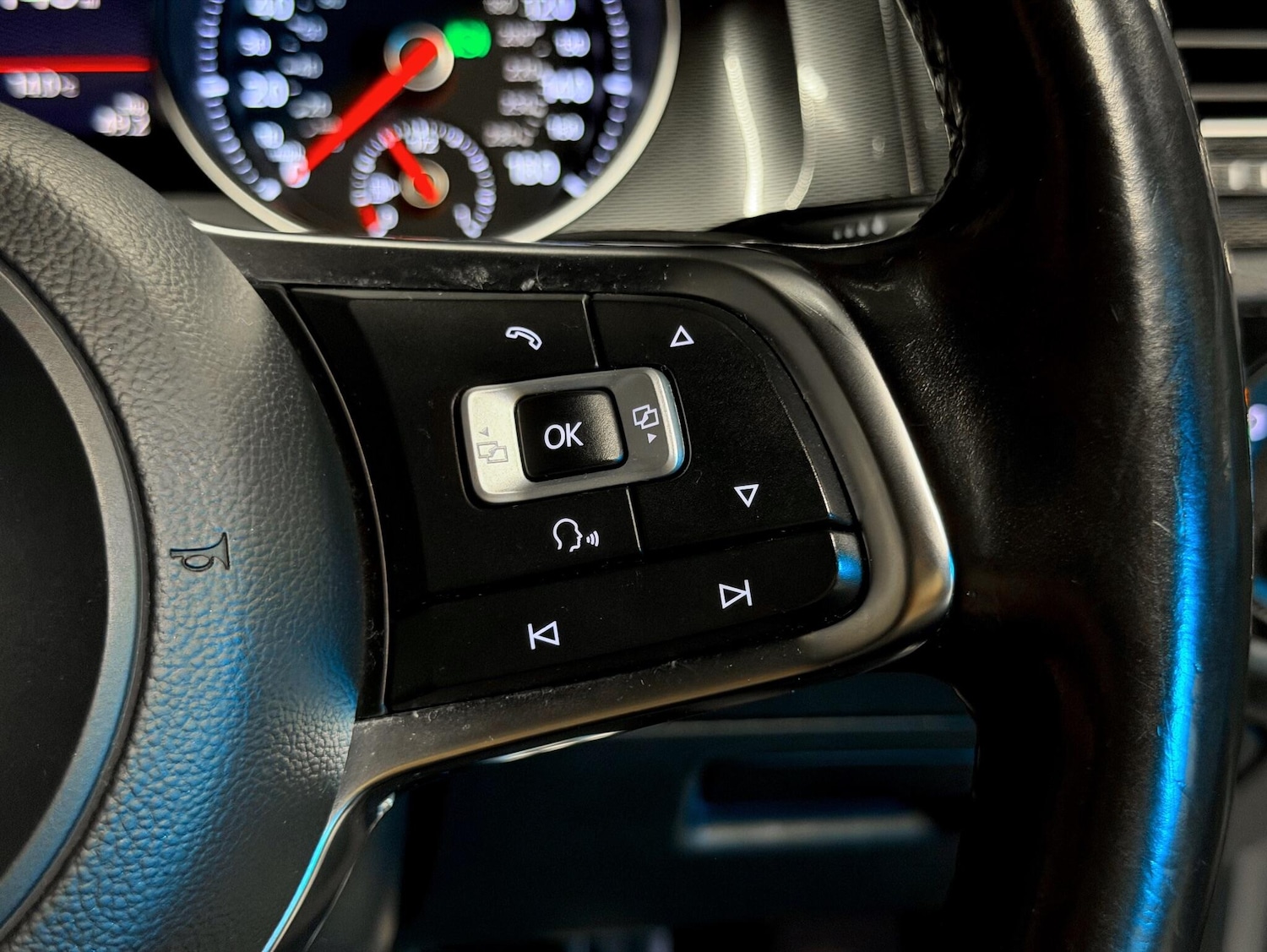 Used Volkswagen Golf 2017 for sale - 76886769: Photo 28