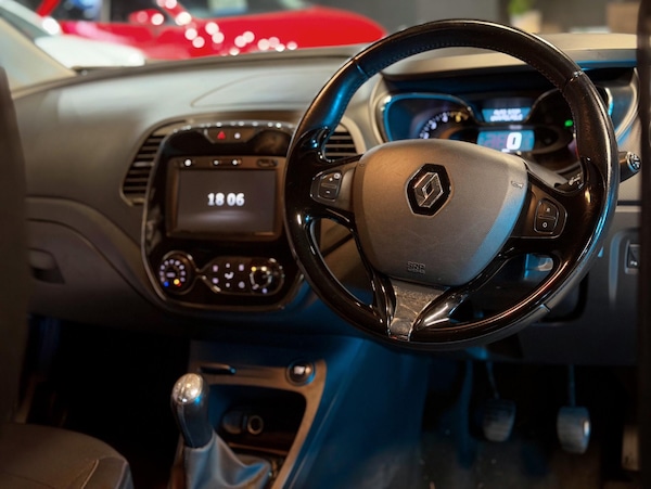 Used Renault Captur 2014 for sale - 76175206: Photo 12