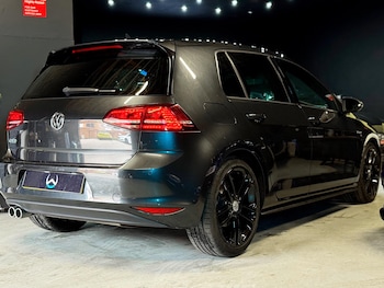Used Volkswagen Golf 2015 for sale - 78676320: Photo