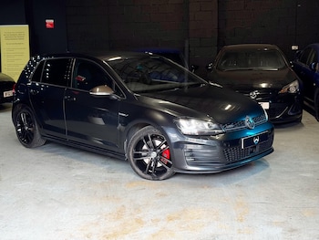 Used Volkswagen Golf 2015 for sale - 78676320: Photo