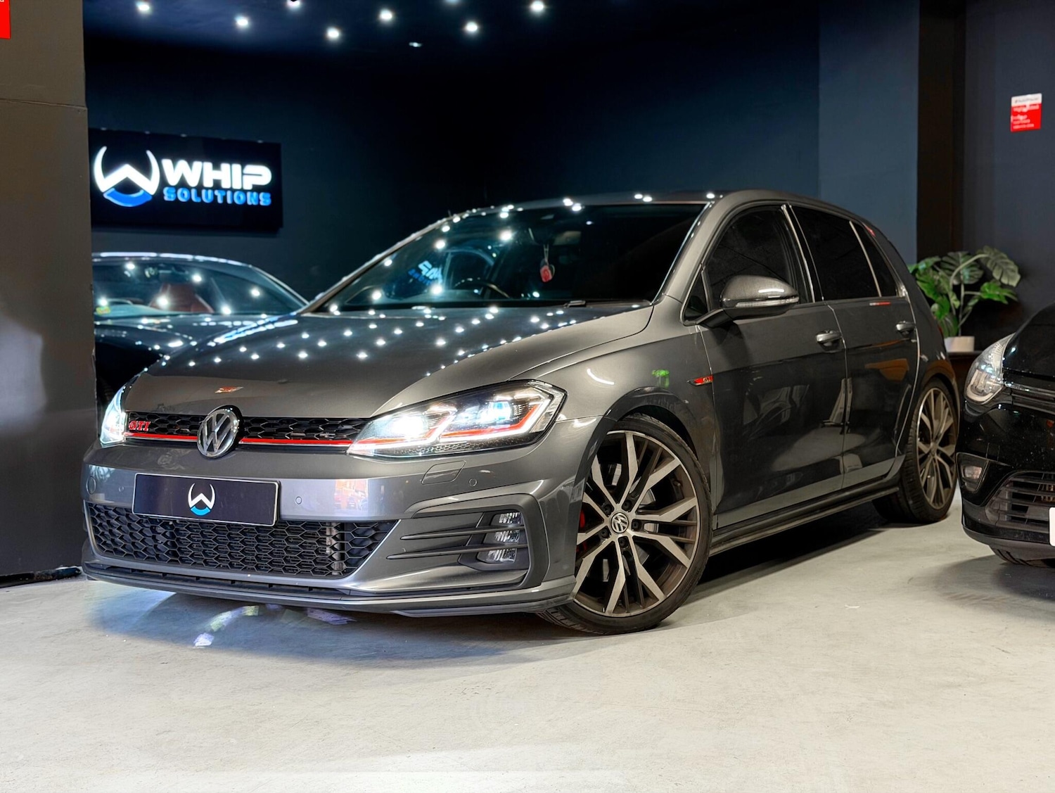Used Volkswagen Golf 2019 for sale - 76251065: Photo 1