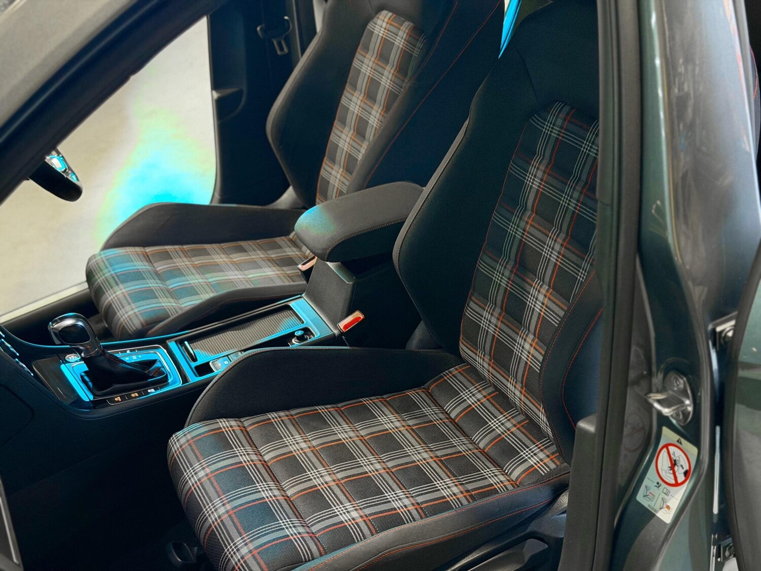 Used Volkswagen Golf 2019 for sale - 76251065: Photo 25