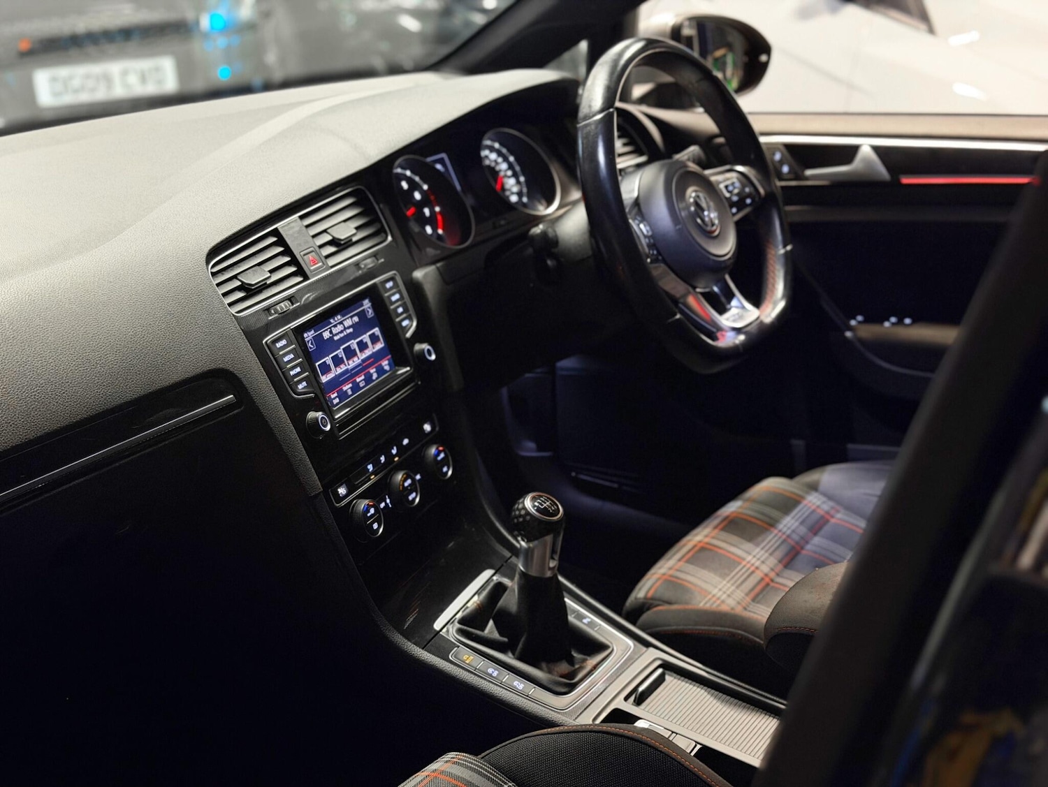 Used Volkswagen Golf 2014 for sale - 77564807: Photo 11