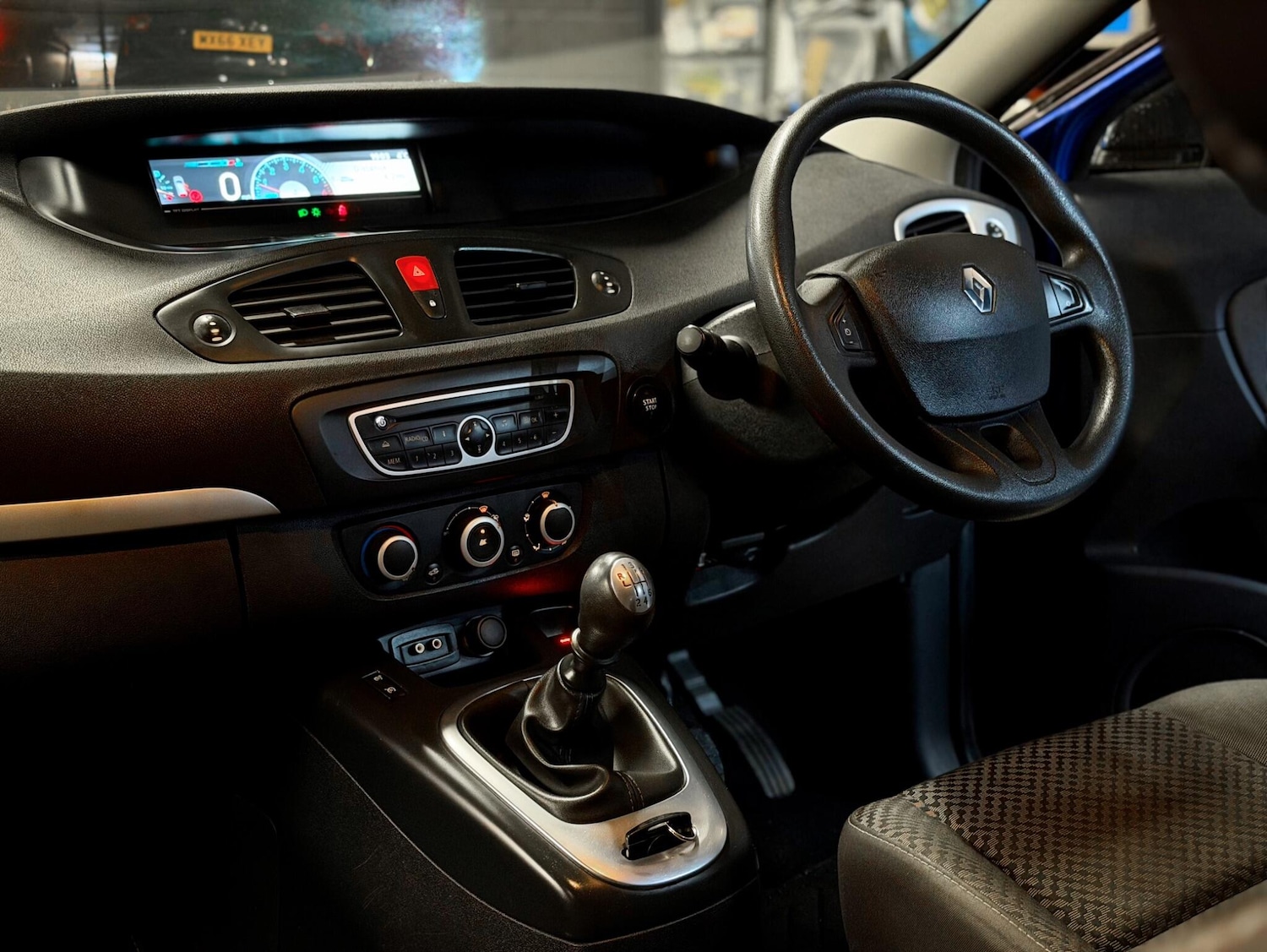 Used Renault Scenic for sale - 77564843: Photo 3