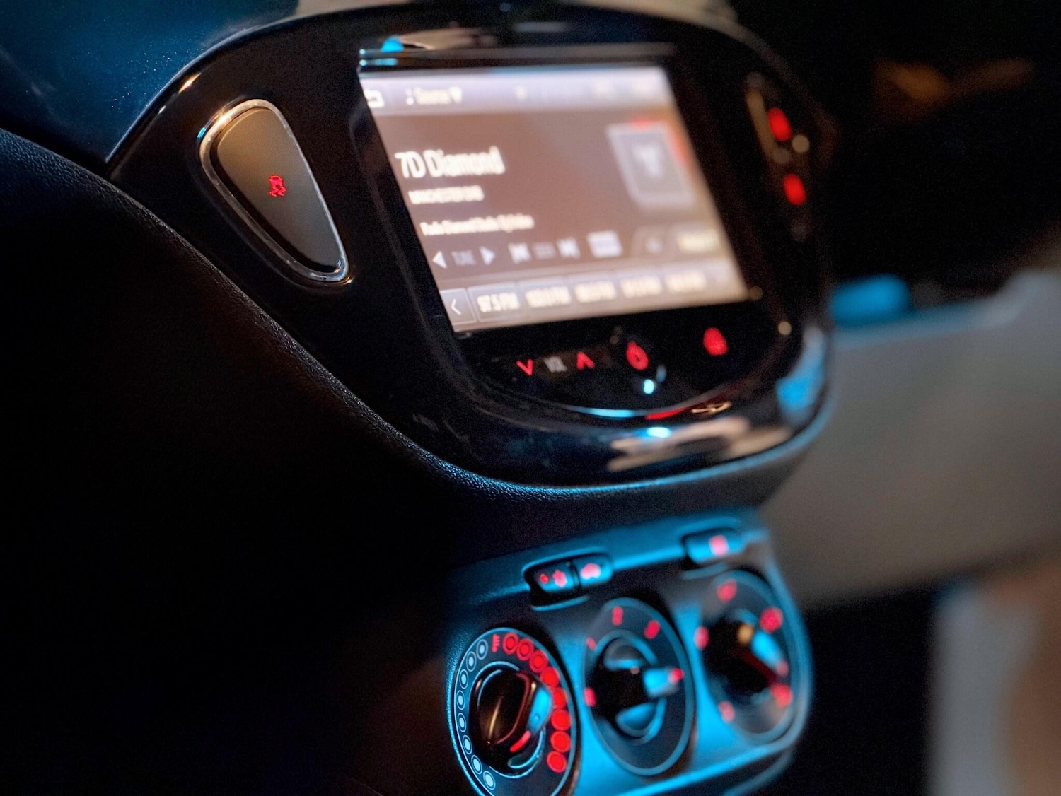 Used Vauxhall Corsa 2015 for sale - 76887341: Photo 29