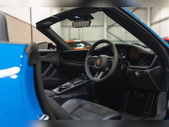 Used Porsche 911 2022 for sale - 76018954: Photo 2