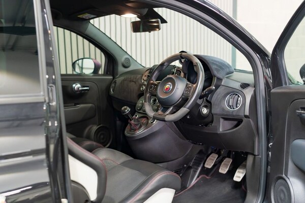 Used Abarth 695 2022 for sale - 73424240: Photo 27