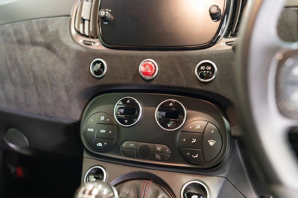 Used Abarth 695 2022 for sale - 73424240: Photo 29