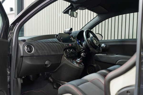 Used Abarth 695 2022 for sale - 73424240: Photo 40