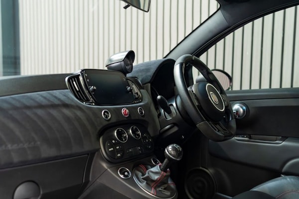 Used Abarth 695 2022 for sale - 73424240: Photo 42