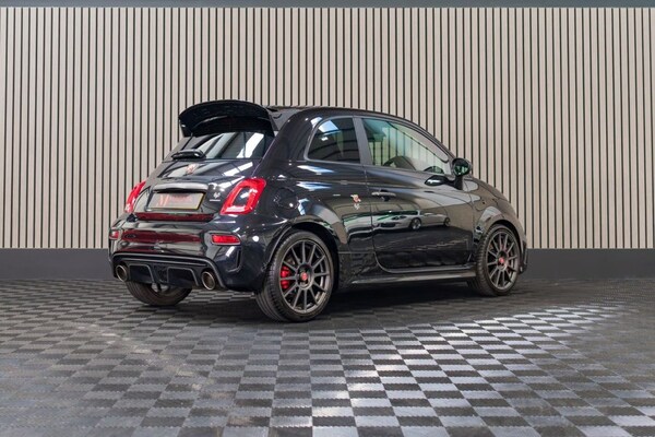 Used Abarth 695 2022 for sale - 73424240: Photo 6