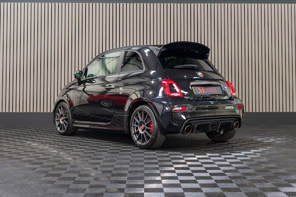Used Abarth 695 2022 for sale - 73424240: Photo 8