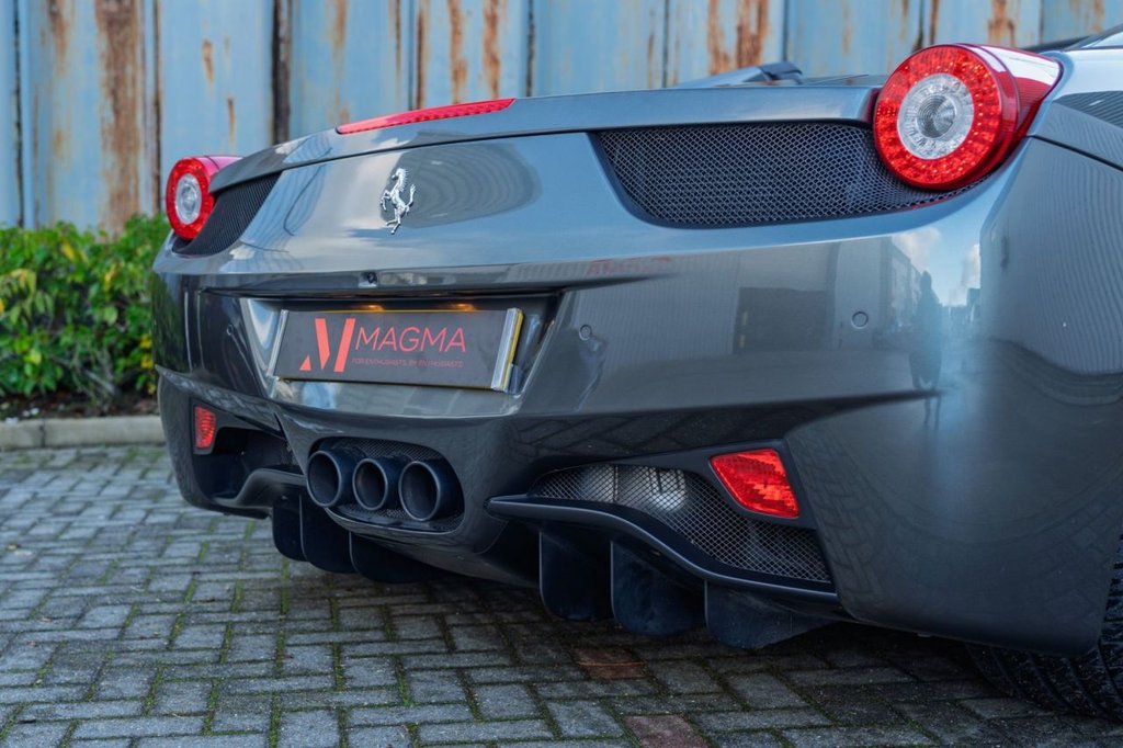 Used Ferrari 458 2012 for sale - 76546762: Photo 32