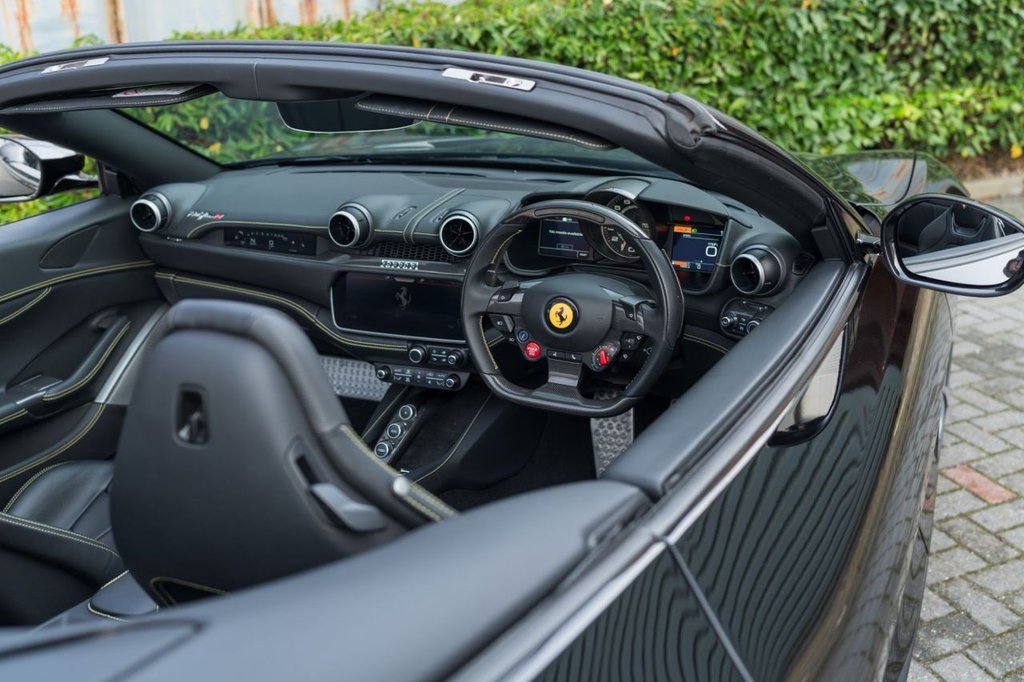 Used Ferrari Portofino 2021 for sale - 75973809: Photo 17