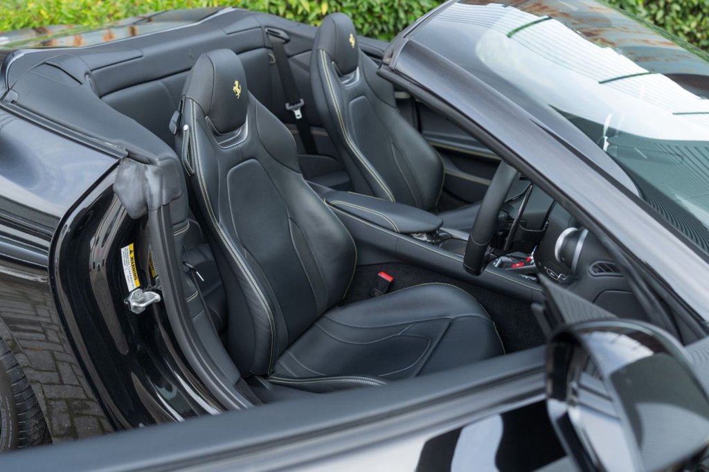 Used Ferrari Portofino 2021 for sale - 75973809: Photo 18