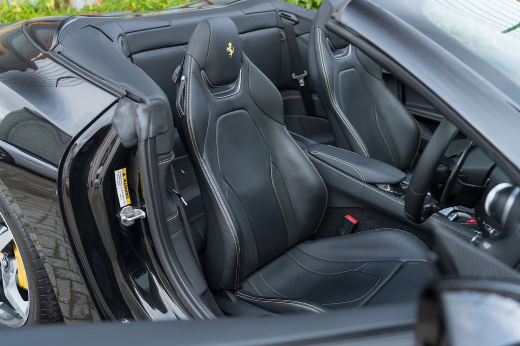 Used Ferrari Portofino 2021 for sale - 75973809: Photo 19