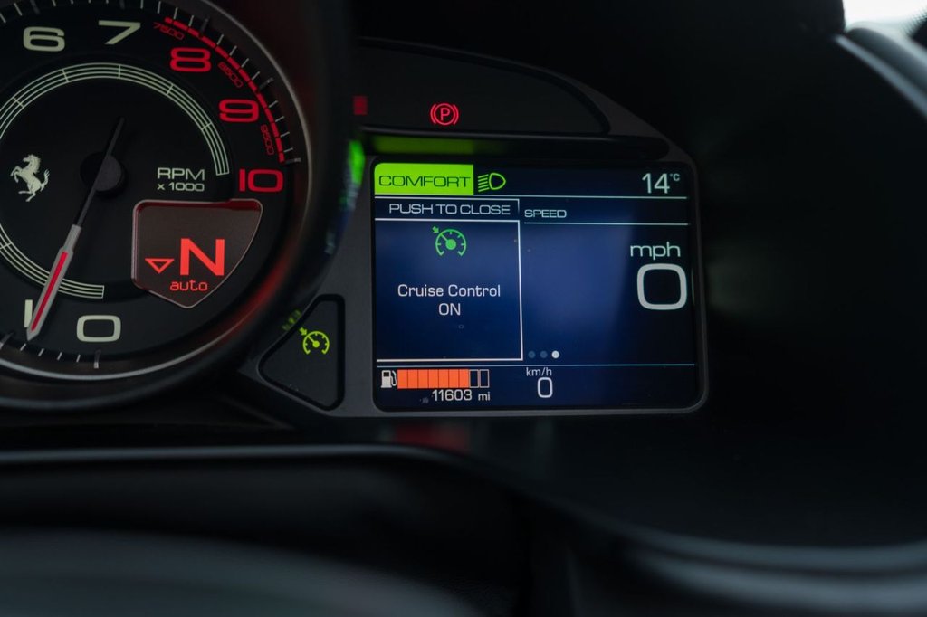 Used Ferrari Portofino 2021 for sale - 75973809: Photo 28