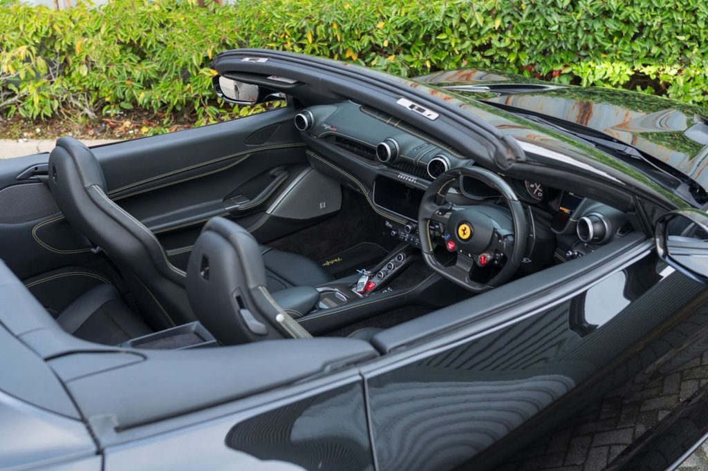 Used Ferrari Portofino 2021 for sale - 75973809: Photo 31