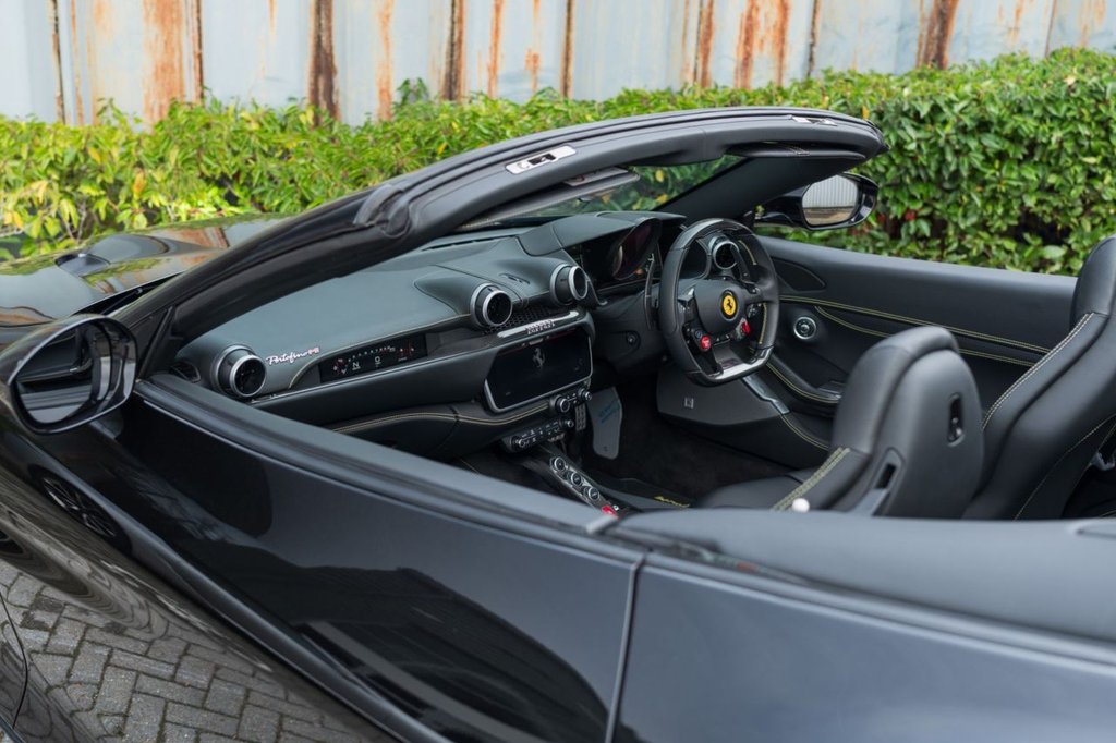 Used Ferrari Portofino 2021 for sale - 75973809: Photo 36