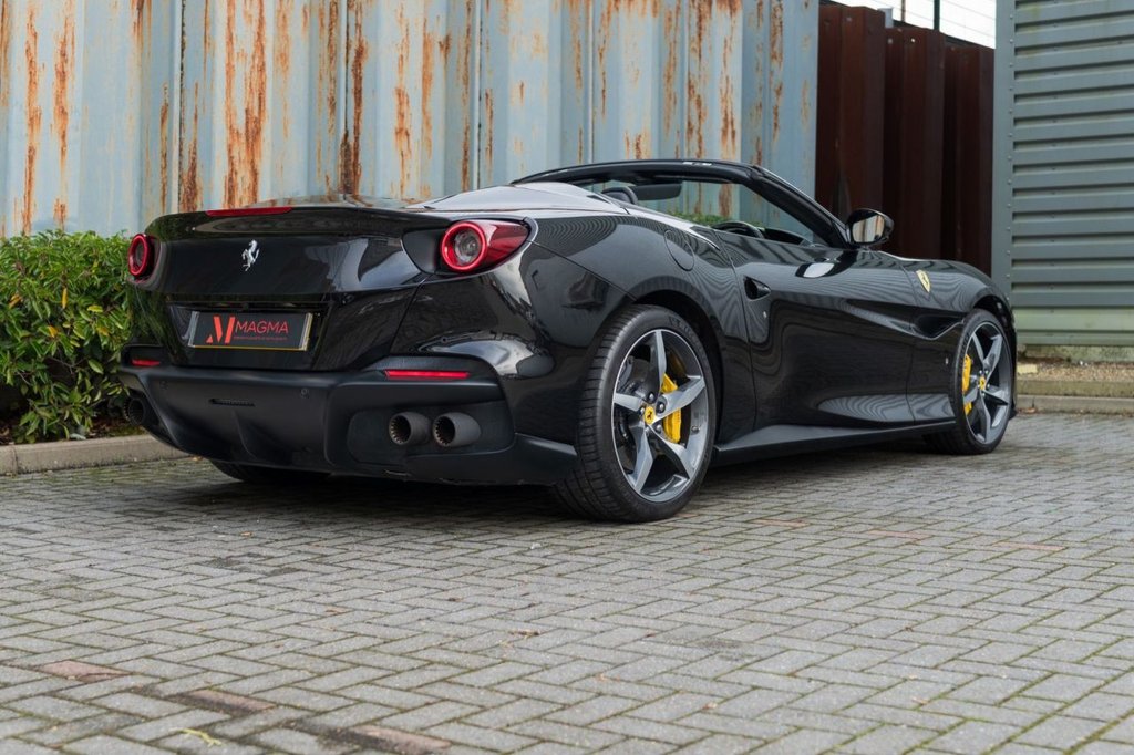 Used Ferrari Portofino 2021 for sale - 75973809: Photo 41