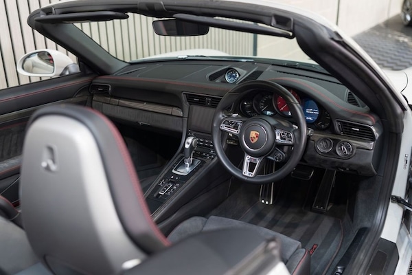 Used Porsche 911 2019 for sale - 75515579: Photo 21