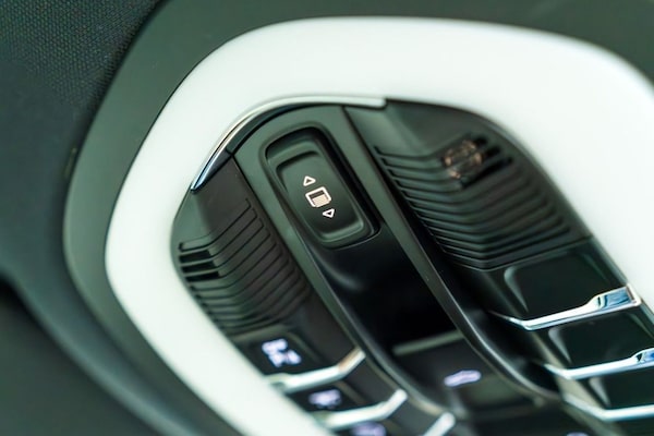 Used Porsche Macan 2022 for sale - 75548268: Photo 46