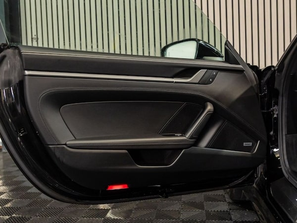 Used Porsche 911 2021 for sale - 74885112: Photo 24