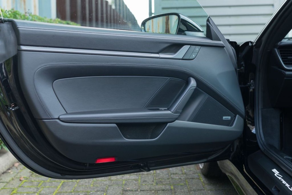 Used Porsche 911 2021 for sale - 74885112: Photo 39