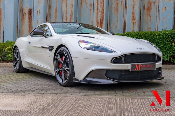 Used Aston Martin Vanquish 2017 for sale - 76309366: Photo 11