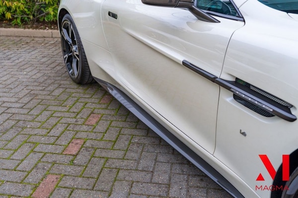 Used Aston Martin Vanquish 2017 for sale - 76309366: Photo 17