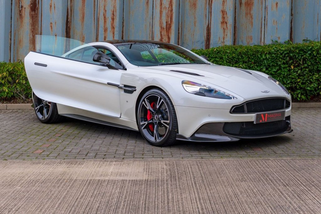 Used Aston Martin Vanquish 2017 for sale - 76309366: Photo 23
