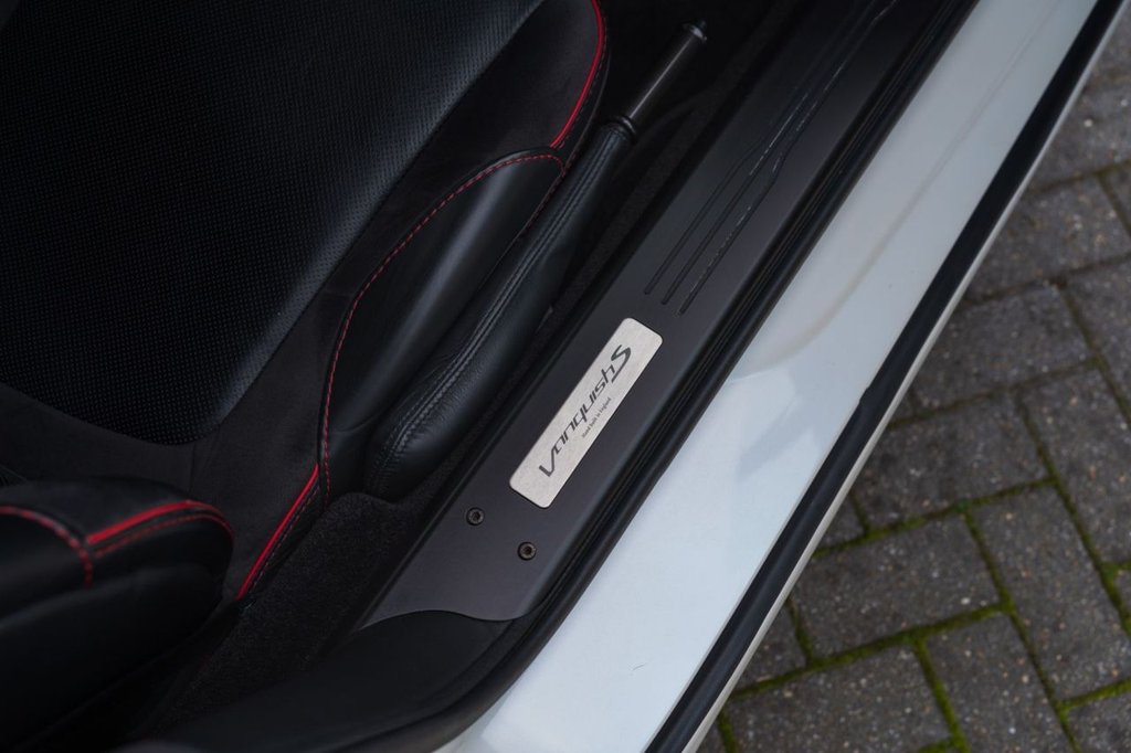 Used Aston Martin Vanquish 2017 for sale - 76309366: Photo 27