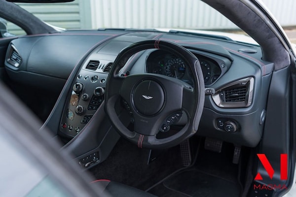 Used Aston Martin Vanquish 2017 for sale - 76309366: Photo 29