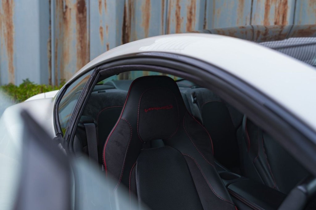 Used Aston Martin Vanquish 2017 for sale - 76309366: Photo 36