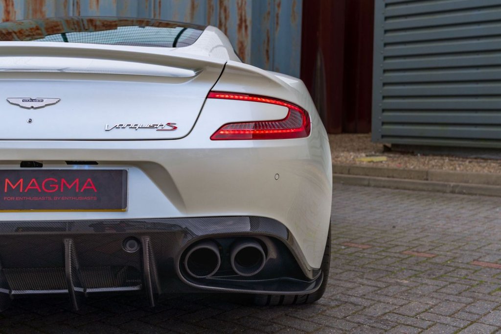 Used Aston Martin Vanquish 2017 for sale - 76309366: Photo 46