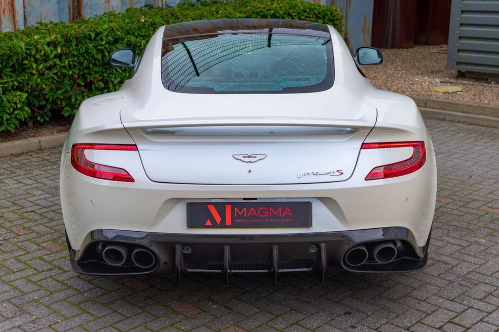 Used Aston Martin Vanquish 2017 for sale - 76309366: Photo 49