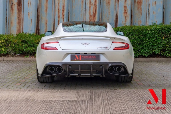 Used Aston Martin Vanquish 2017 for sale - 76309366: Photo 5