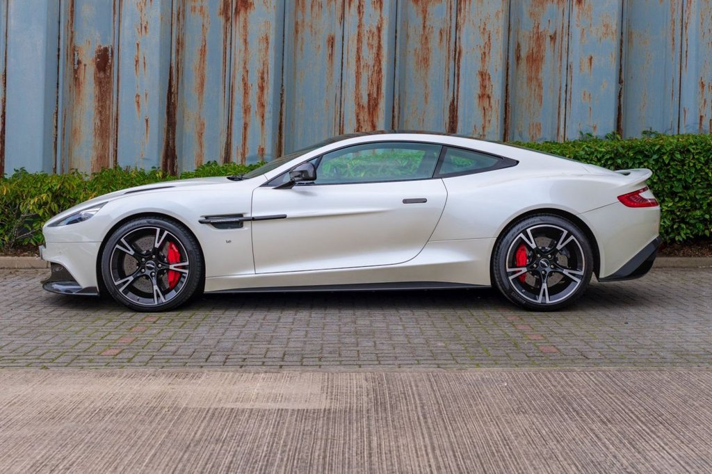 Used Aston Martin Vanquish 2017 for sale - 76309366: Photo 7