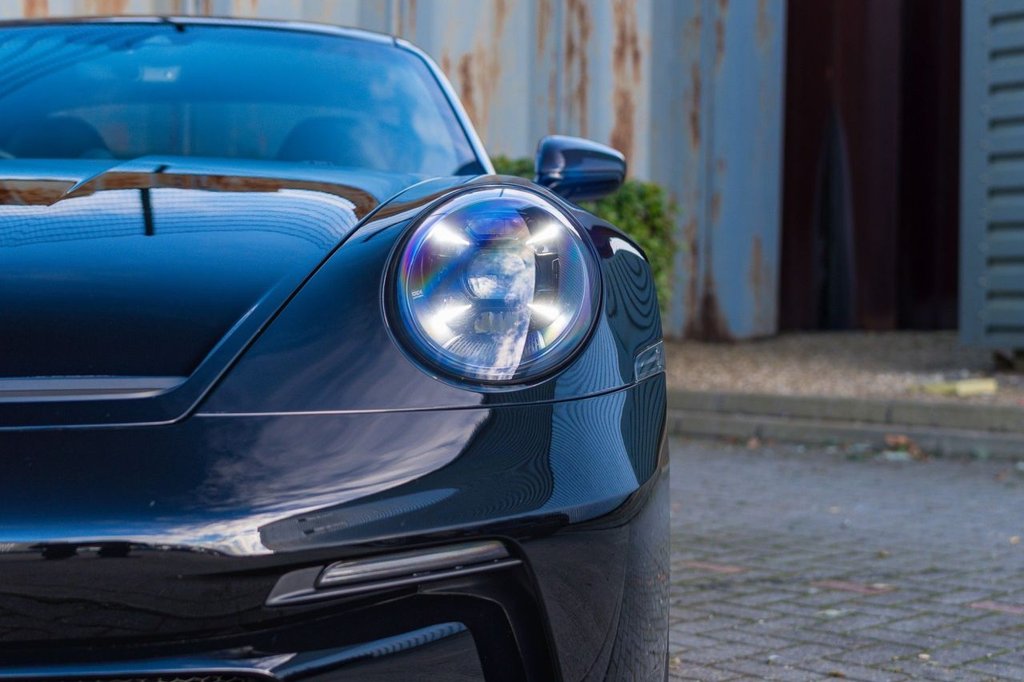 Used Porsche 911 2023 for sale - 76304325: Photo 14