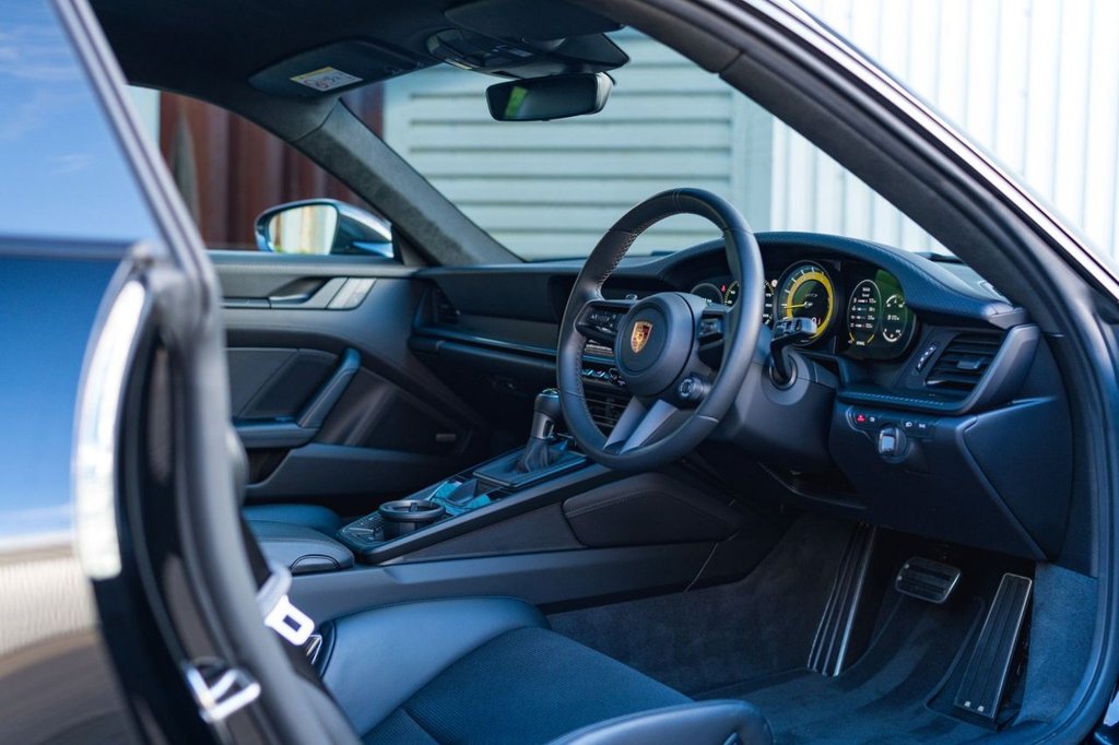 Used Porsche 911 2023 for sale - 76304325: Photo 23