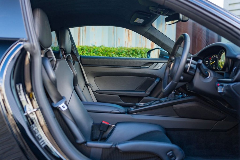 Used Porsche 911 2023 for sale - 76304325: Photo 24