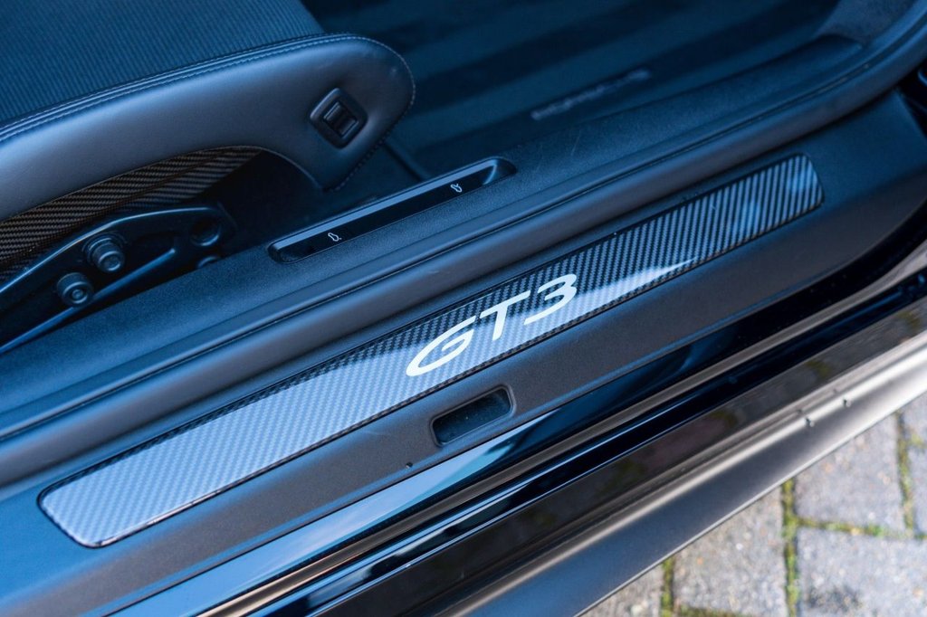 Used Porsche 911 2023 for sale - 76304325: Photo 27